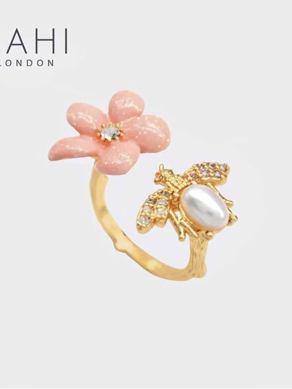 NWOB Sahi London “Pearl Bee & Flower Ring”